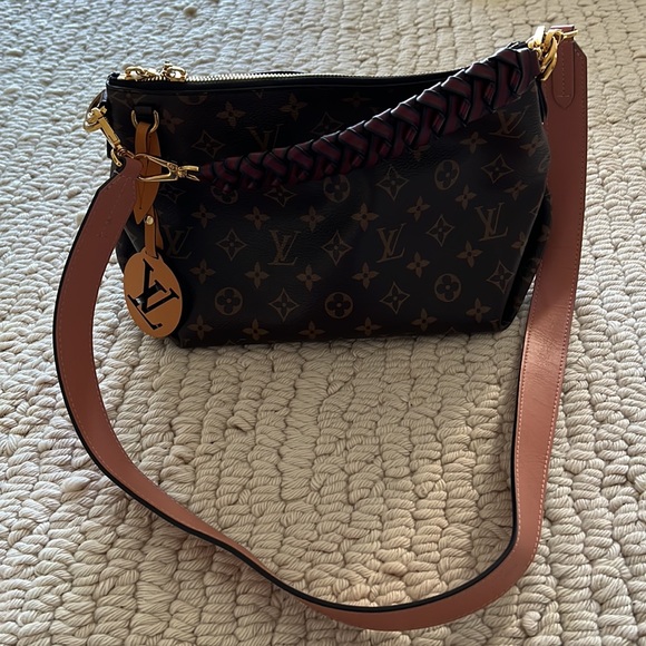 Louis Vuitton Monogram Beaubourg Hobo - Picture 13 of 15